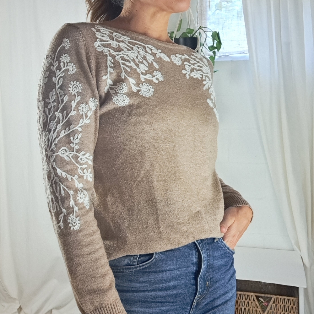 Rain+Rose Angora Blend Cozy Knit Tan Sweater With White Floral Embroidery XS
